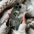 Coque iPhone Squelette Fumeur Street Art