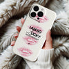 Coque iPhone Chic avec Slogan "I AM SO LUCKY" et Baisers