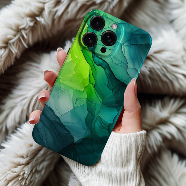 Coque iPhone Marbre Vert Émeraude avec Nuances Profondes
