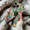 Coque iPhone Motif Zellige Coloré avec Éléments Naturels