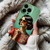 Coque iPhone Vintage avec Portrait Élégant et Style Rétro