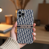 Coque iPhone Christian Dior – Élégance et Style Uniques